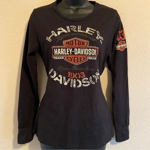 Long sleeve Harley Davidson black T-shirt.